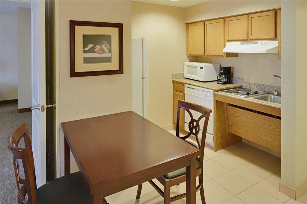 Homewood Suites By Hilton Orlando-Ucf Area Room photo